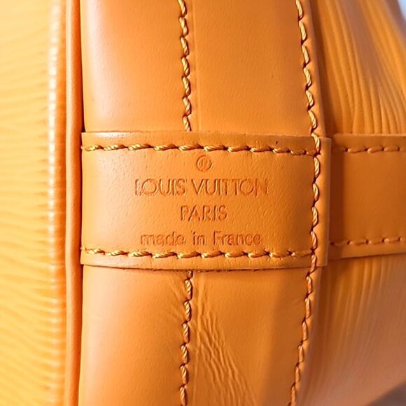 💯Authentic Preloved Louis Vuitton Handbag 🍀 - Picture 15 of 16